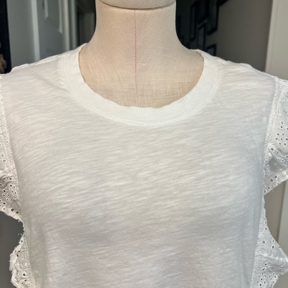 PILCRO for Anthropologie White top with eyelet elements and wide arm opening - Picture 11 of 14